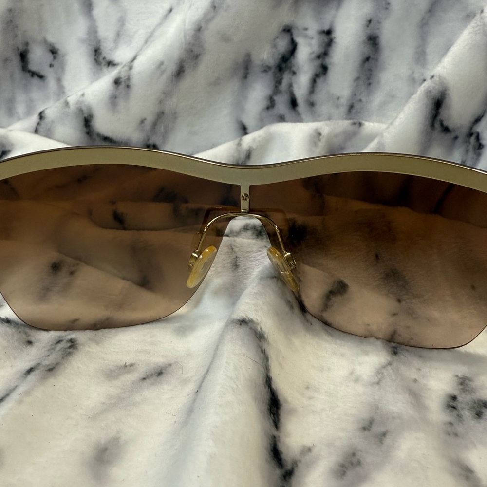 MK Sunglasses - Picture 4 of 7